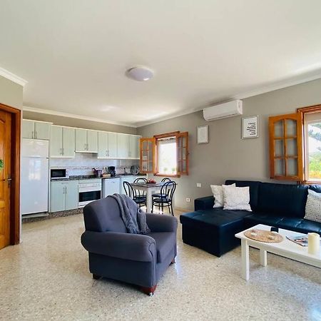 2 Apartments With Private Pool At Villa Diaz Aleman サロブレ エクステリア 写真