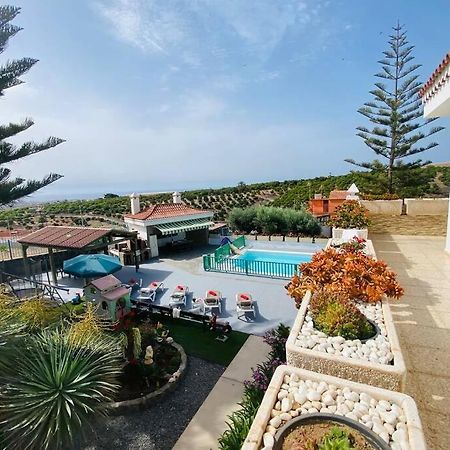 2 Apartments With Private Pool At Villa Diaz Aleman サロブレ エクステリア 写真