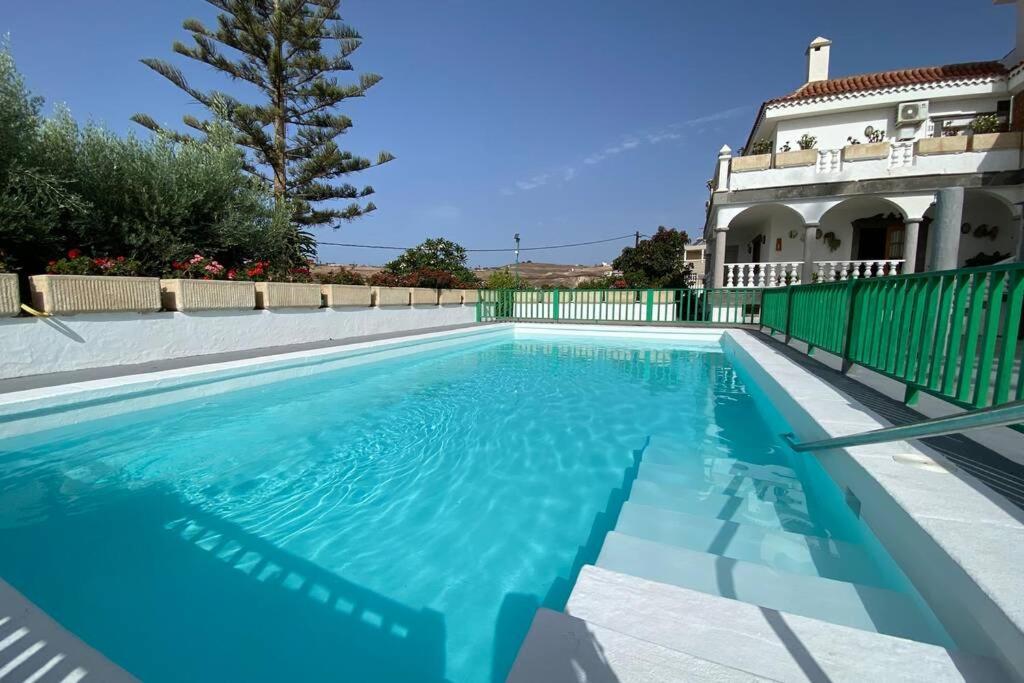 2 Apartments With Private Pool At Villa Diaz Aleman サロブレ エクステリア 写真